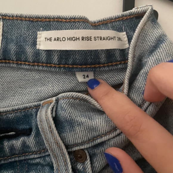 Aritzia Arlo straight jeans - Picture 3 of 8